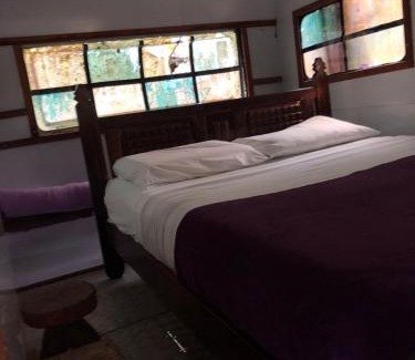 Paraty Cabina | Cabana do Tarzan na Praia de Parati Mirim