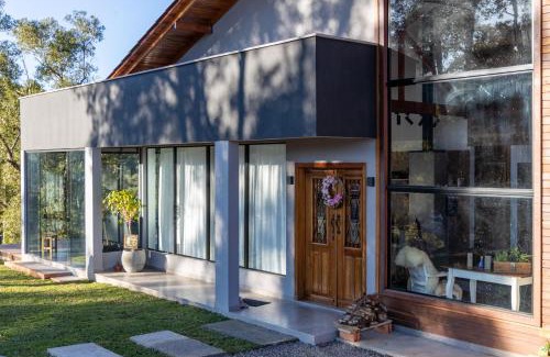 Quitandinha Chalet De Esquí | Cabana Imbuia