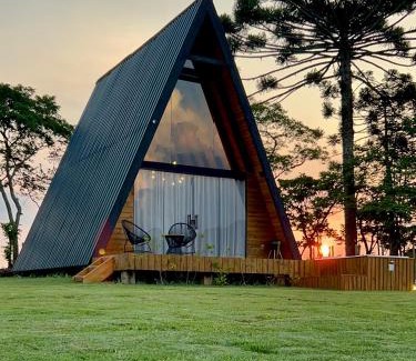 Cristina Chalet De Esquí | Cabana Jequitibá