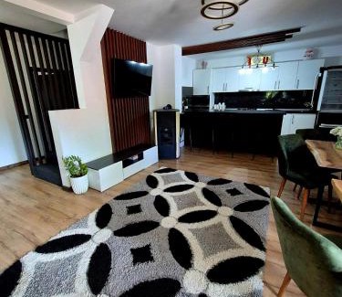 Borsa Casa | Cabana La Conac
