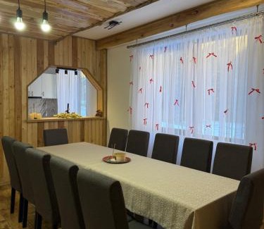Gheorghiteni Chalet De Esquí | Cabana LaMunte