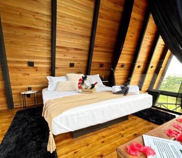 Capivari Chalet De Esquí | Cabana Piacere - Maravilhosa A-FRAME em Florianópolis!