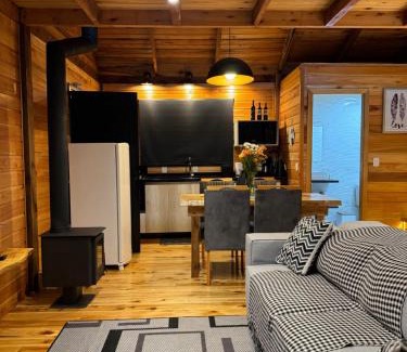 Nova Petropolis Apartamento | Cabana Rústica com vista para as Montanhas