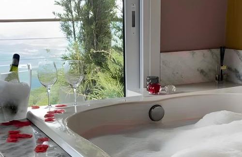 Igrejinha Casa | Cabana romântica com Jacuzzi ao lado de Gramado
