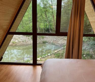 Varfurile Casa | Cabana Vatra Râului
