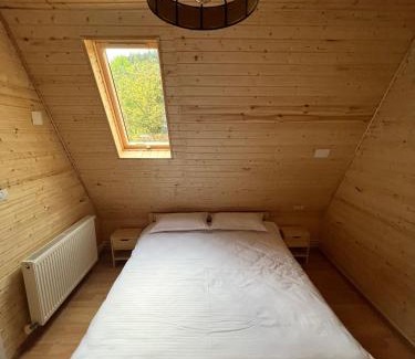 Varfurile Casa | Cabana Vatra Râului