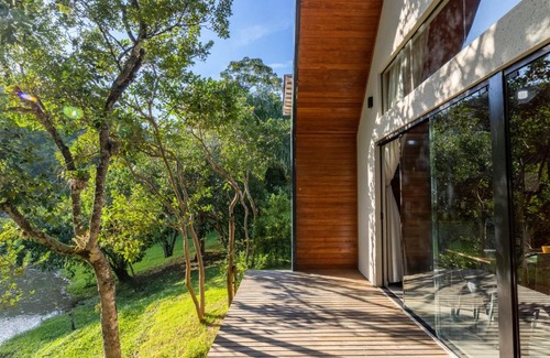Biguacu Casa | Cabana Vista para o Lago