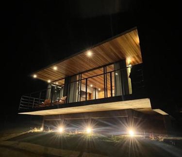 Costas Casa | Cabanas 3quedas - Gonçalves-MG