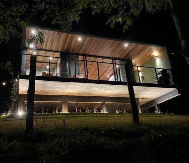 Costas Casa | Cabanas 3quedas - Gonçalves-MG