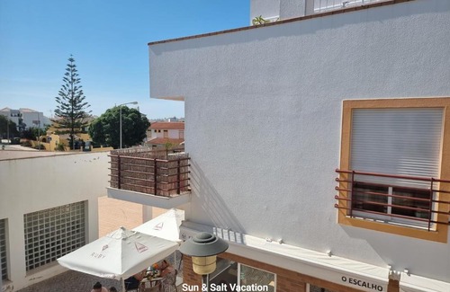 Conceicao e Cabanas de Tavira Apartamento | Cabanas de Tavira Gomeira 2 bedroom apartment 1st floor 300 m to the beach boats