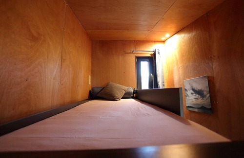 Noues de Sienne Hotel | CABANE DANS LES ARBRES (4m) & SPA privatif 4/5 pers adapted PMR