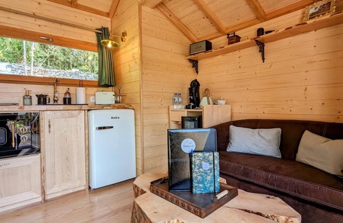 La Bussiere-sur-Ouche Cabina | Cabane du Domaine des Ecus D'or