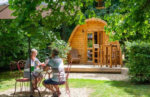 Asnieres sur Vegre Chalet De Esquí | Cabane en bois avec bain nordique