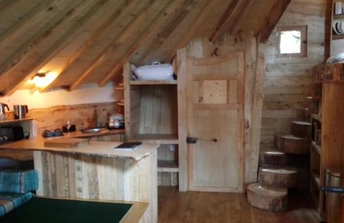 L'Isle-Bouzon Chalet De Esquí | Cabane perchée Les Cabanes de Fallot - sauna bain-froid piscine naturelle