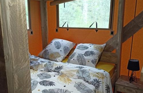 Cerans-Foulletourte Casa | Cabane Trappeur Lodge avec Jacuzzi et Ferme Pédagogique - FR-1-410-458