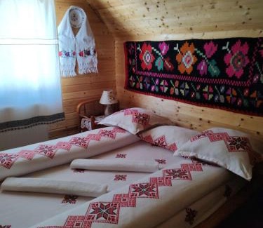 Budesti Cabina | Cabanele Rus