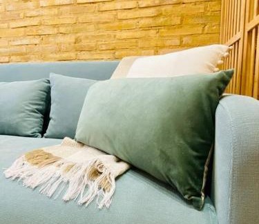 El Cabanyal Apartamento | Cabanyal Room 5 - New & Stylish by the Beach