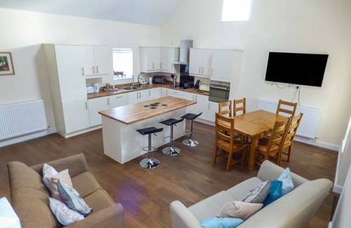 Cemaes Bay Cabaña | Casa rural ∙ 2 habitaciones ∙ 4 huéspedes