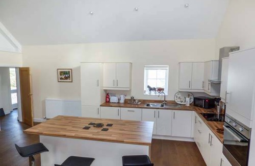 Cemaes Bay Cabaña | Casa rural ∙ 2 habitaciones ∙ 4 huéspedes