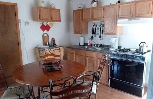 Blue Mountain Lake Cabina | Cabin 2 - Unit 3 sleeps 5 people