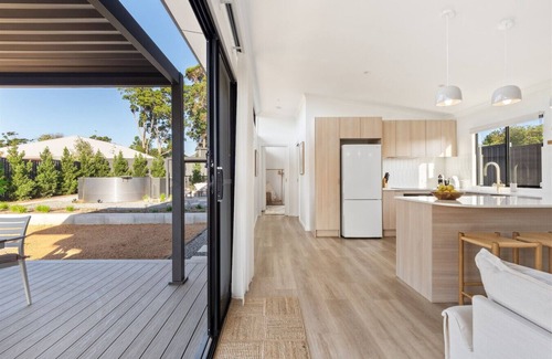 Margaret River Cabina | Cabin 21 | Luxury Wellness Escape | Private | Central
