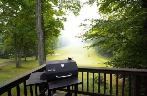 Gaylord Casa | Cabin 2475 - Eye-Catching Log Cabin inside Resort