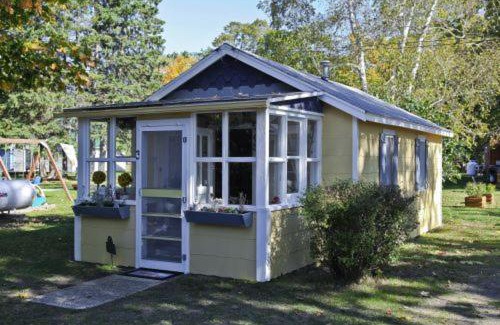 Carp Lake Casa | Cabin #3 - Chantilly cabin