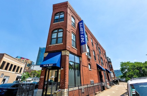 River West Apartamento | Cabin 302 by 747 Lofts