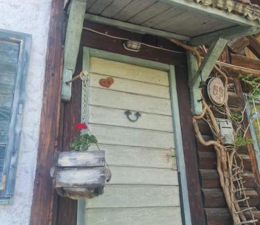 Novi Grad Sarajevo Otro | Cabin 4 Hill Station