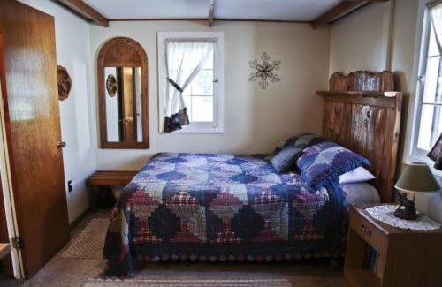 Carp Lake Casa | Cabin #4 - Loon's Landing cabin