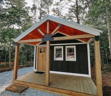 Hartwell Otro | Cabin #4 Studio With Kitchenette