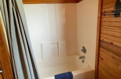 Negreet Cabina | Cabin 52 at Tranquility Bay Resort