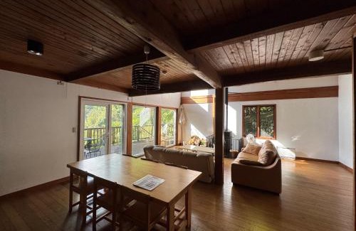 Fujikawaguchiko Casa | Cabin A MtFuji view, BBQ, lake Saiko 3mins, hammock, wood deck
