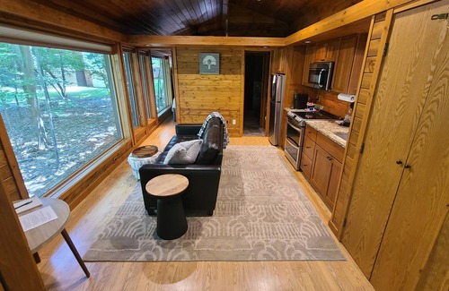 Waxhaw Cabina | Cabin amongst the trees