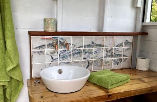Looe Chalet De Esquí | Cabin and shepherds hut in Rural Cornwall for 2-6