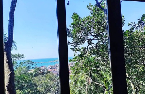 Armacao Cabina | Cabin at Armação beach - Florianópolis, sea view, sunrise 🌅🏡