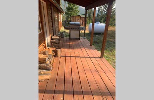 Powell County Casa | Cabin bordering National Forest