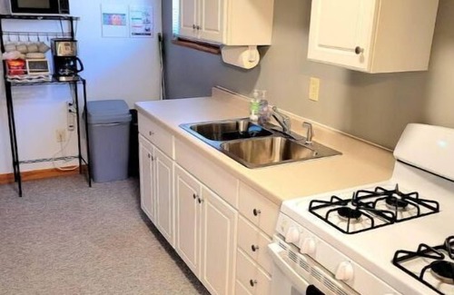 Friendship Cabina | Cabin by Castle Rock. 25min to Dells. Private Yard
