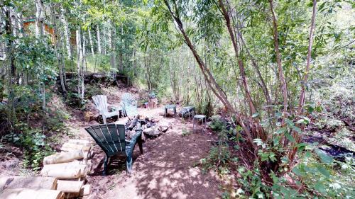 Red River Casa | Cabin By The Creek With High Speed Wifi