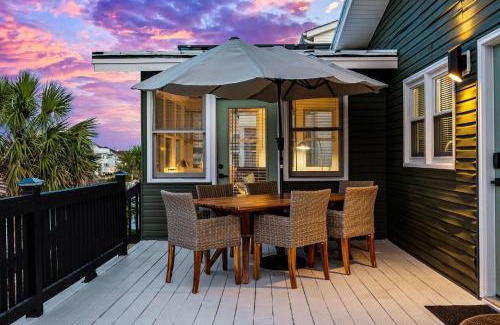 North Myrtle Beach Casa | Cabin by the Sea