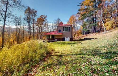 Warren Casa | Cabin By The Trees