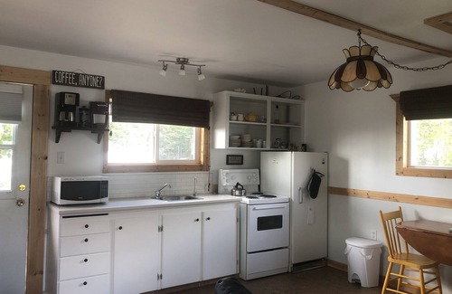 Glaslyn Cabina | Cabin Junior Welcomes you to Turtle Lake