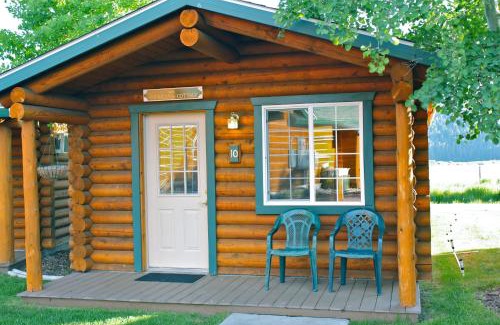 Thayne Cabina | Cabin Creek Inn
