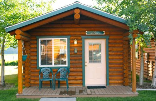 Thayne Cabina | Cabin Creek Inn