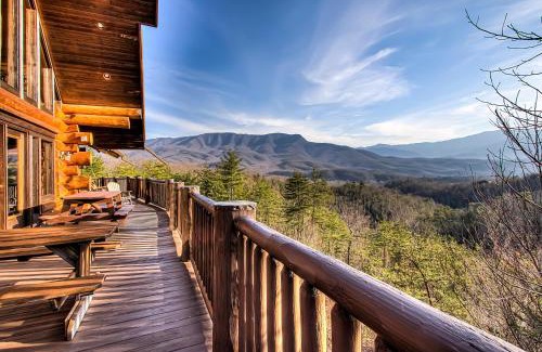 Pittman Center Casa | Cabin Fever Lodge #750