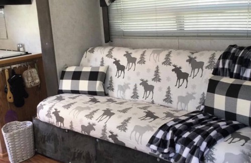 Guernsey Casa | Cabin Fever Reliever