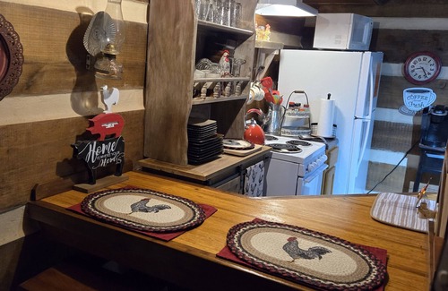 Dandridge Cabina | "Cabin for Two" Smoky Mtn Tourist Area/Pool/Fire Pit