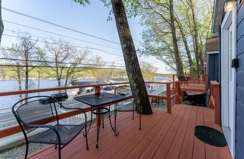 Alton Bay Cabina | Cabin for two with lake views & access Now featuring AC Wi-FI and TV