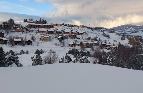 Saint-Pierre-dels-Forcats Apartamento | Vrbo Property