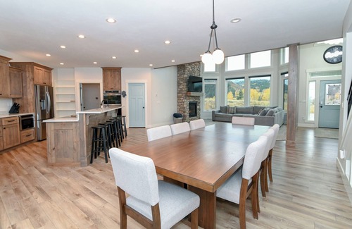 Swan Valley Cabina | Cabin getaway on 10 acres w/ wifi and fishing pond in Swan Valley